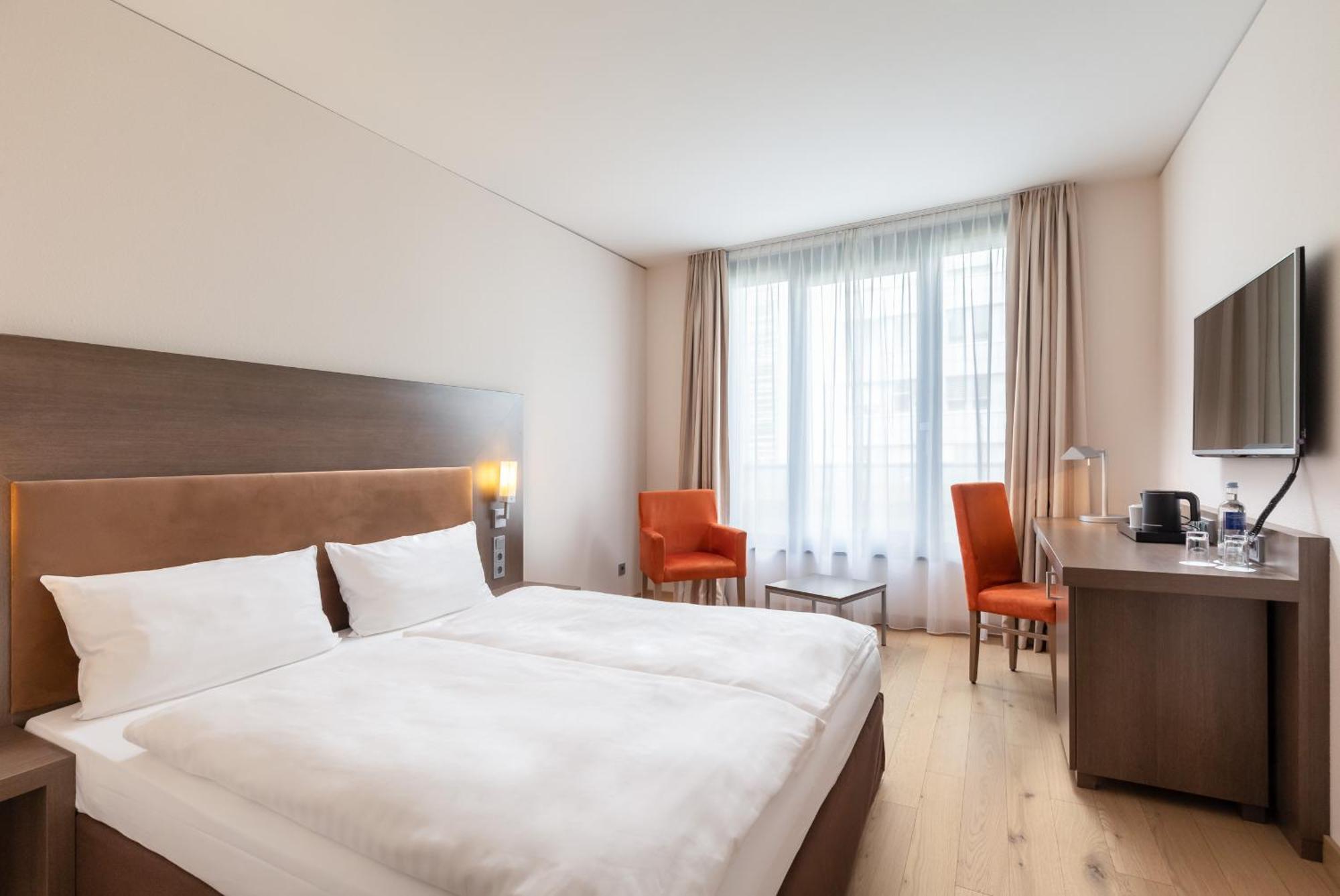 Intercityhotel Dresden Exterior photo